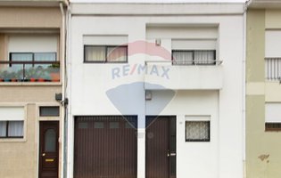 Remax Paranhos 1