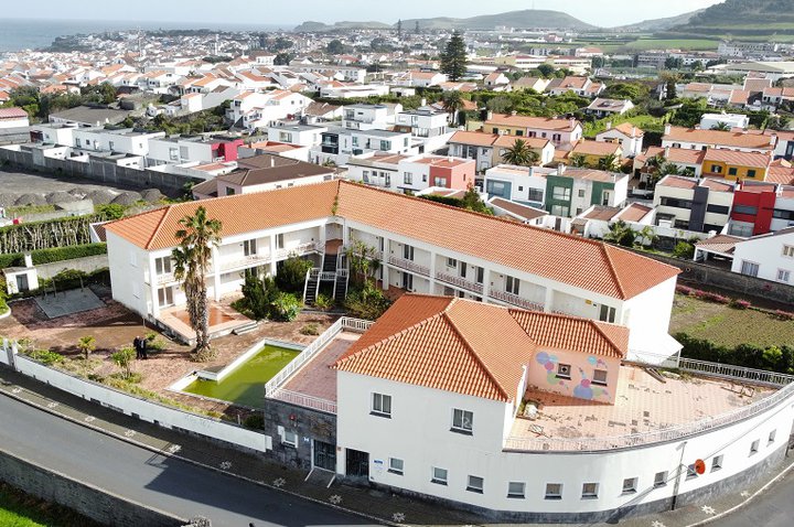 Aumento da procura por dormidas nos Açores dinamiza mercado hoteleiro e imobiliário