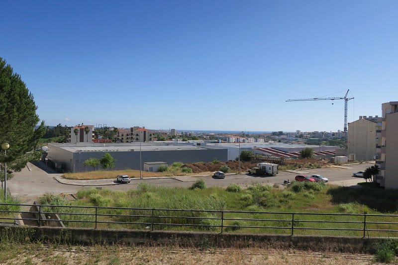 Foto 2 Lote para construção de habitação e comércio