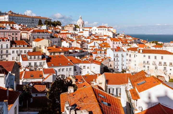 Governo baixa IVA na habitação, mas setor diz que problemas continuam por resolver