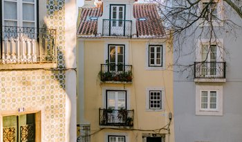 Lisboa AL pexels-julia-volk-5193255.jpg