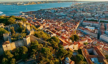 Lisboa pexels-matej-simko-809440051-27832051.jpg