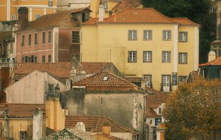 Preços da habitação sobem 10% para 1.641€ Lisboa krystian-bvit9bg6X2k-unsplash.jpg