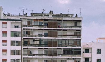 habitação Faro yzy-pop-fUHVaUvpq9Q-unsplash.jpg