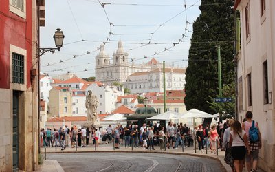 Câmara de Lisboa prolonga suspensão de novos AL por mais seis meses